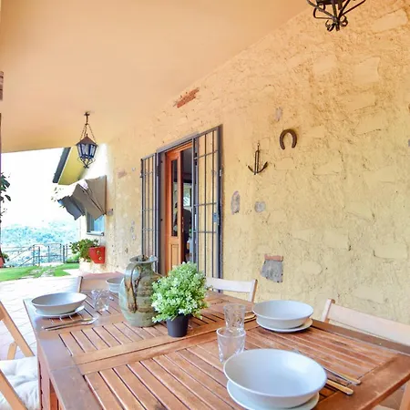 3 Bedroom Pet Friendly In 別荘